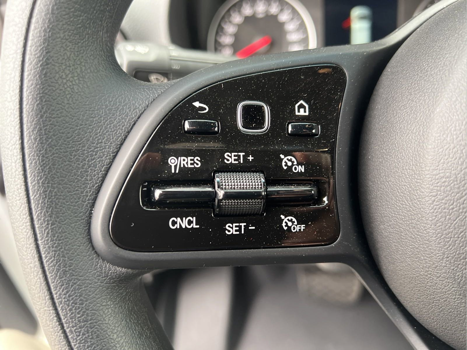 Certified 2024 Mercedes-Benz Sprinter 2500 image 31