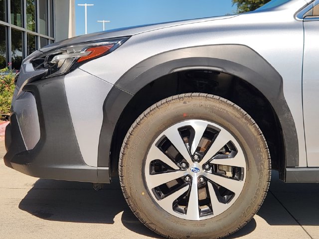 Used 2023 Subaru Outback Premium AWD/4WD image 10