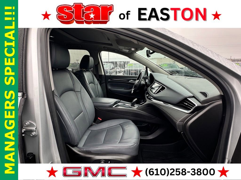 Used 2021 Buick Enclave Essence w/ Sound and Sites Package image 11