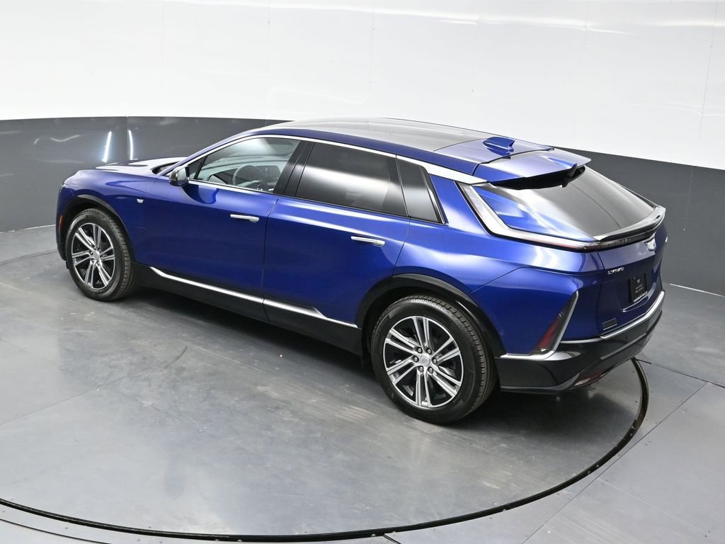 Certified 2024 Cadillac Lyriq Luxury w/ LPO, Floor Liner Package AWD/4WD image 34