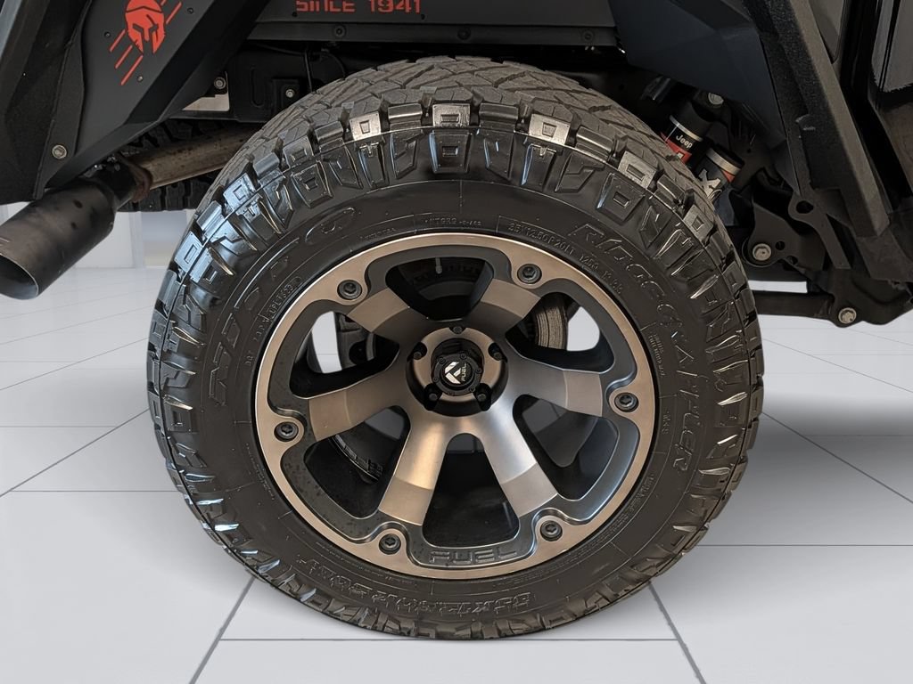 Used 2023 Jeep Gladiator Mojave AWD/4WD image 10