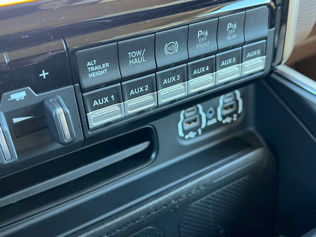 Used 2022 RAM 3500 Laramie image 36