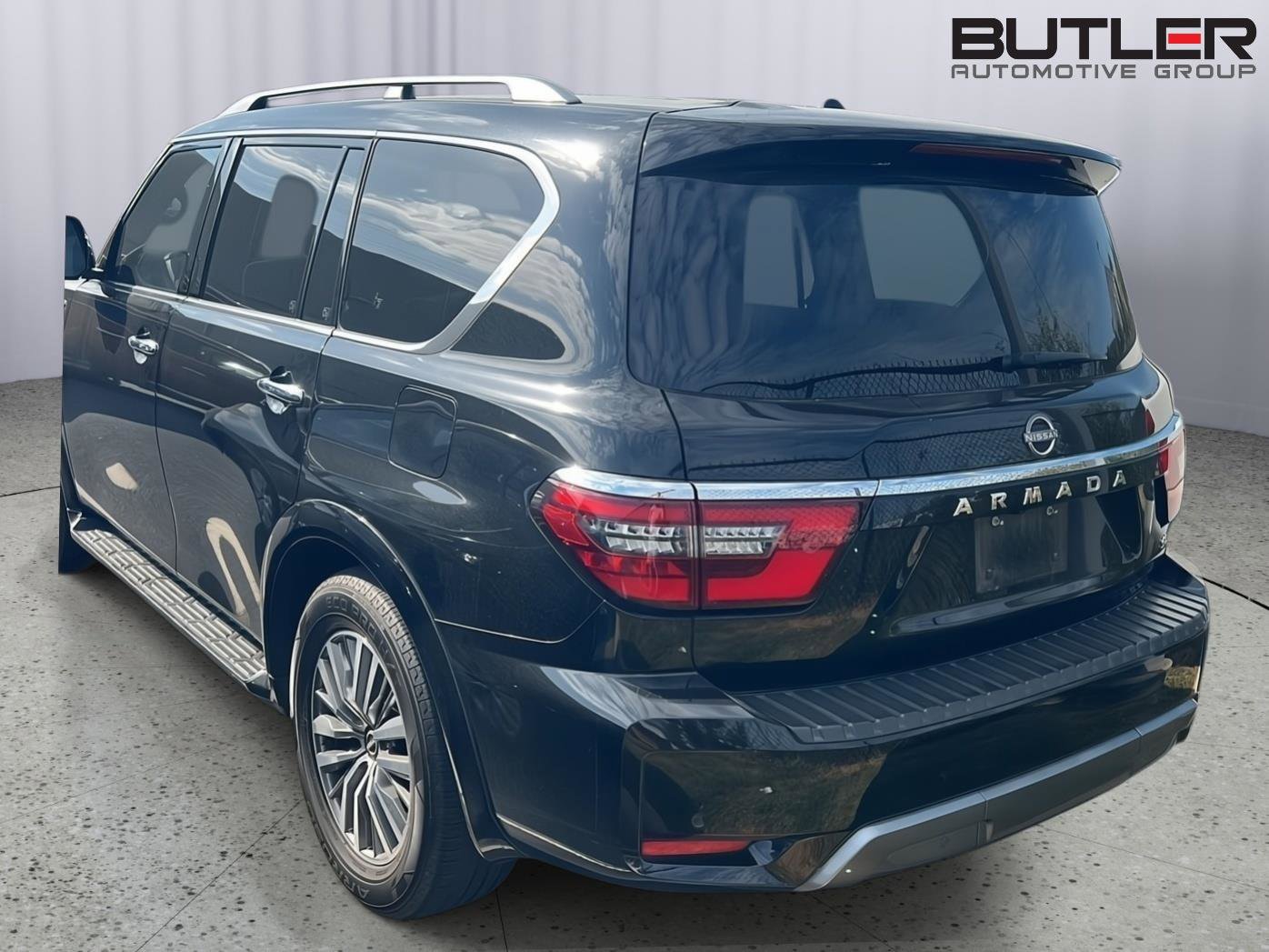 Used 2021 Nissan Armada SL image 10