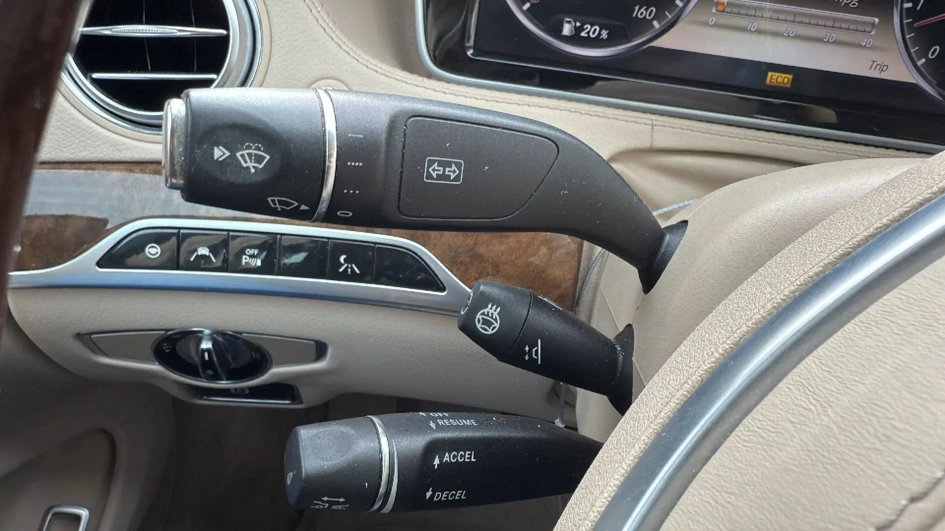 Used 2014 Mercedes-Benz S 550 Sedan image 13