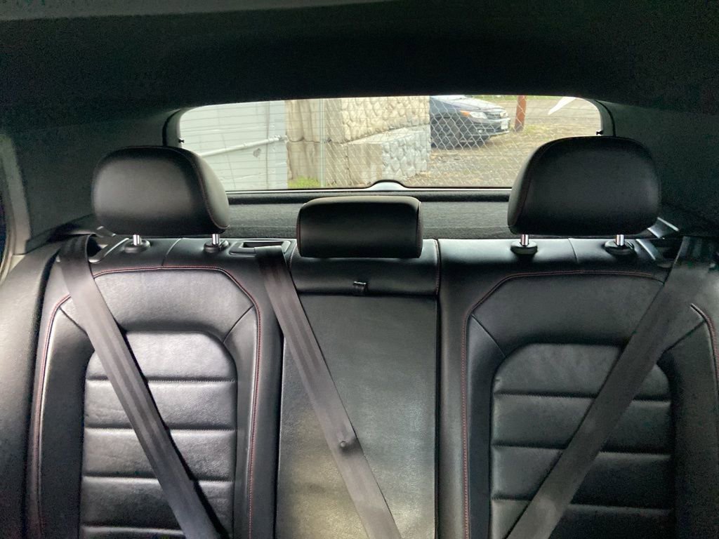 Used 2017 Volkswagen GTI Autobahn image 16