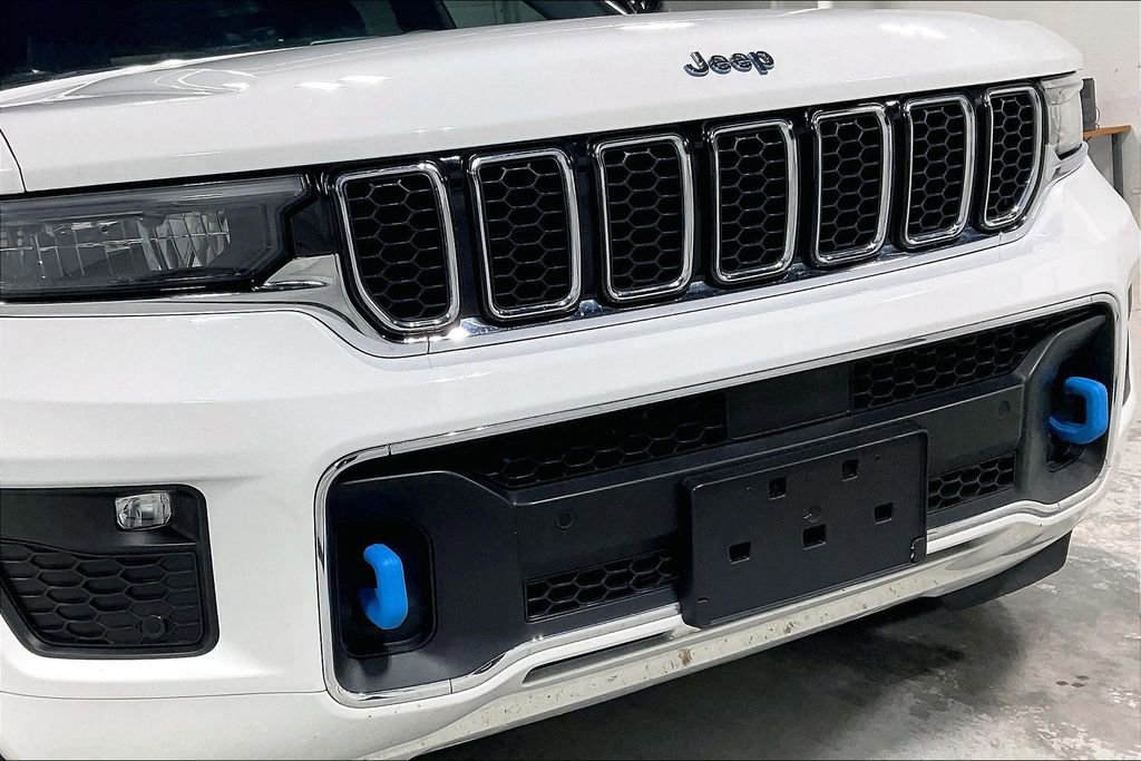 Used 2024 Jeep Grand Cherokee Overland w/ Luxury Tech Group IV image 38