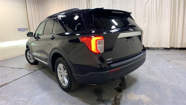 Used 2022 Ford Explorer XLT image 5