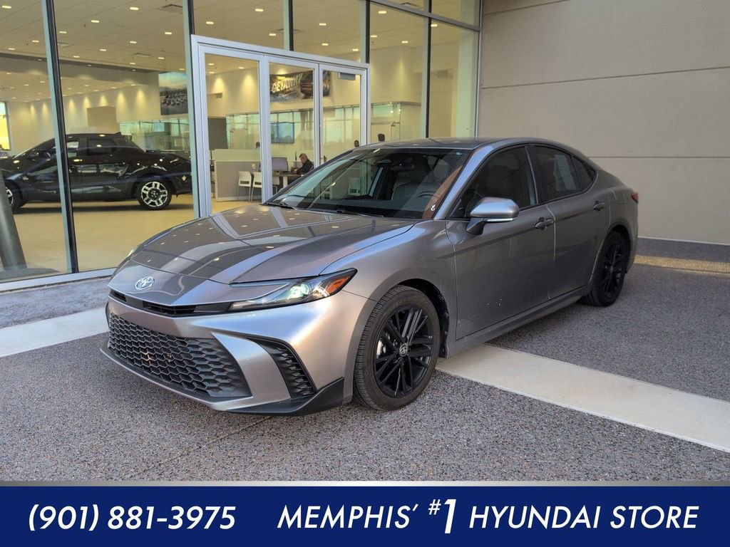 Used 2025 Toyota Camry SE