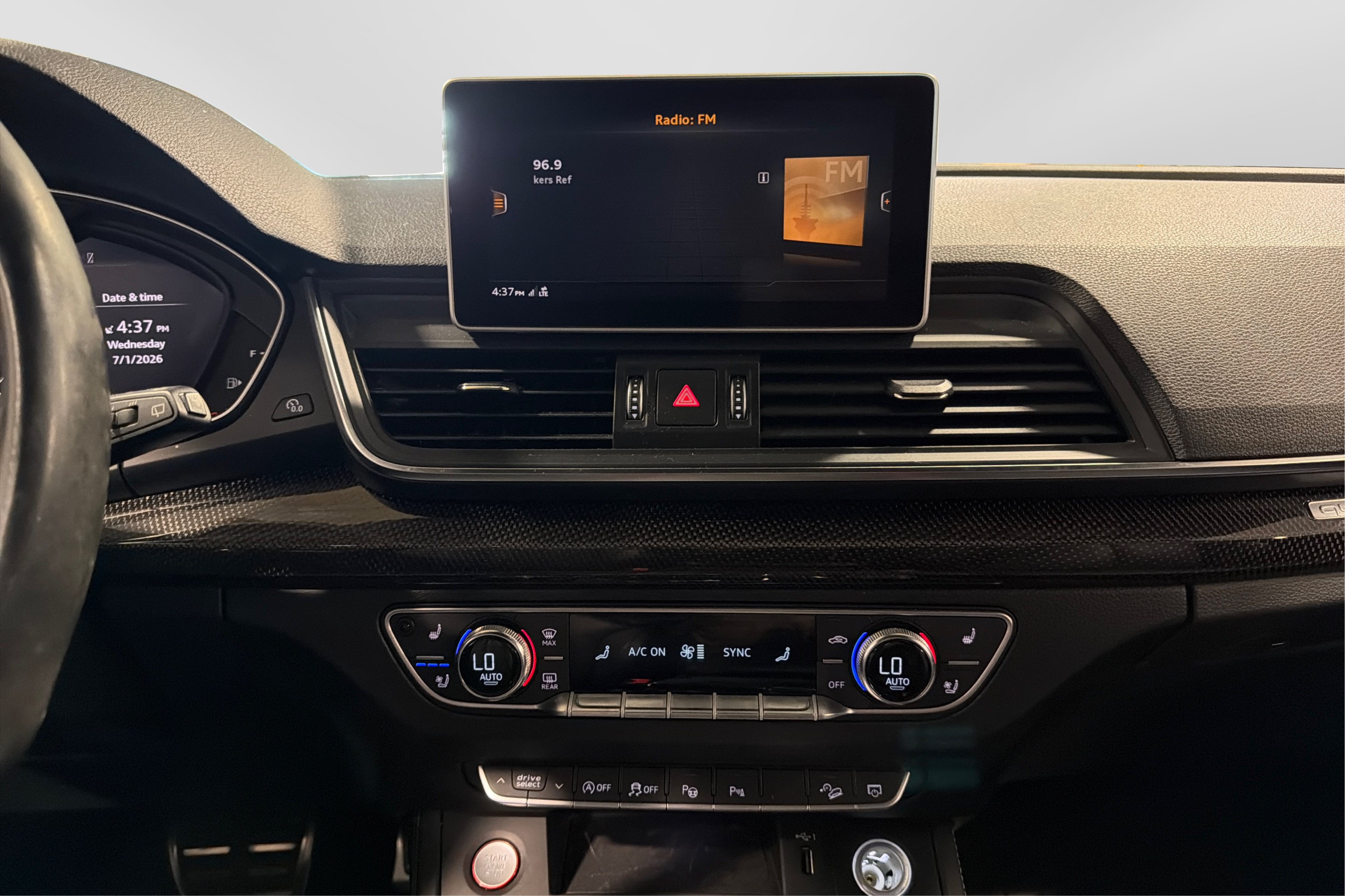 Used 2019 Audi SQ5 Prestige w/ Prestige Package AWD/4WD image 32