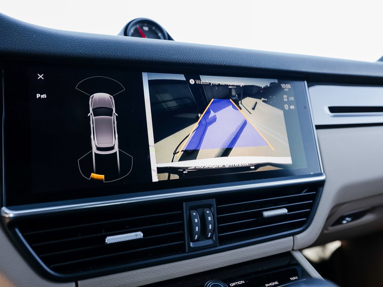 Certified 2022 Porsche Cayenne image 19