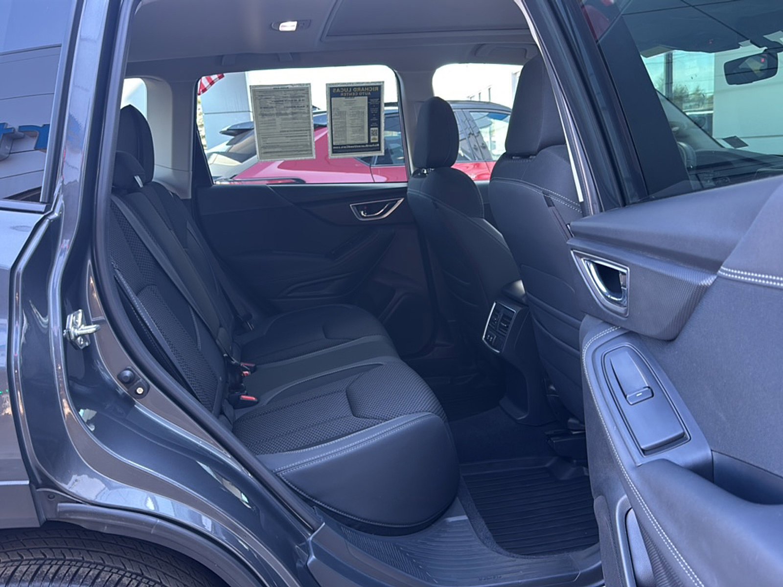 Certified 2023 Subaru Forester Premium AWD/4WD image 19