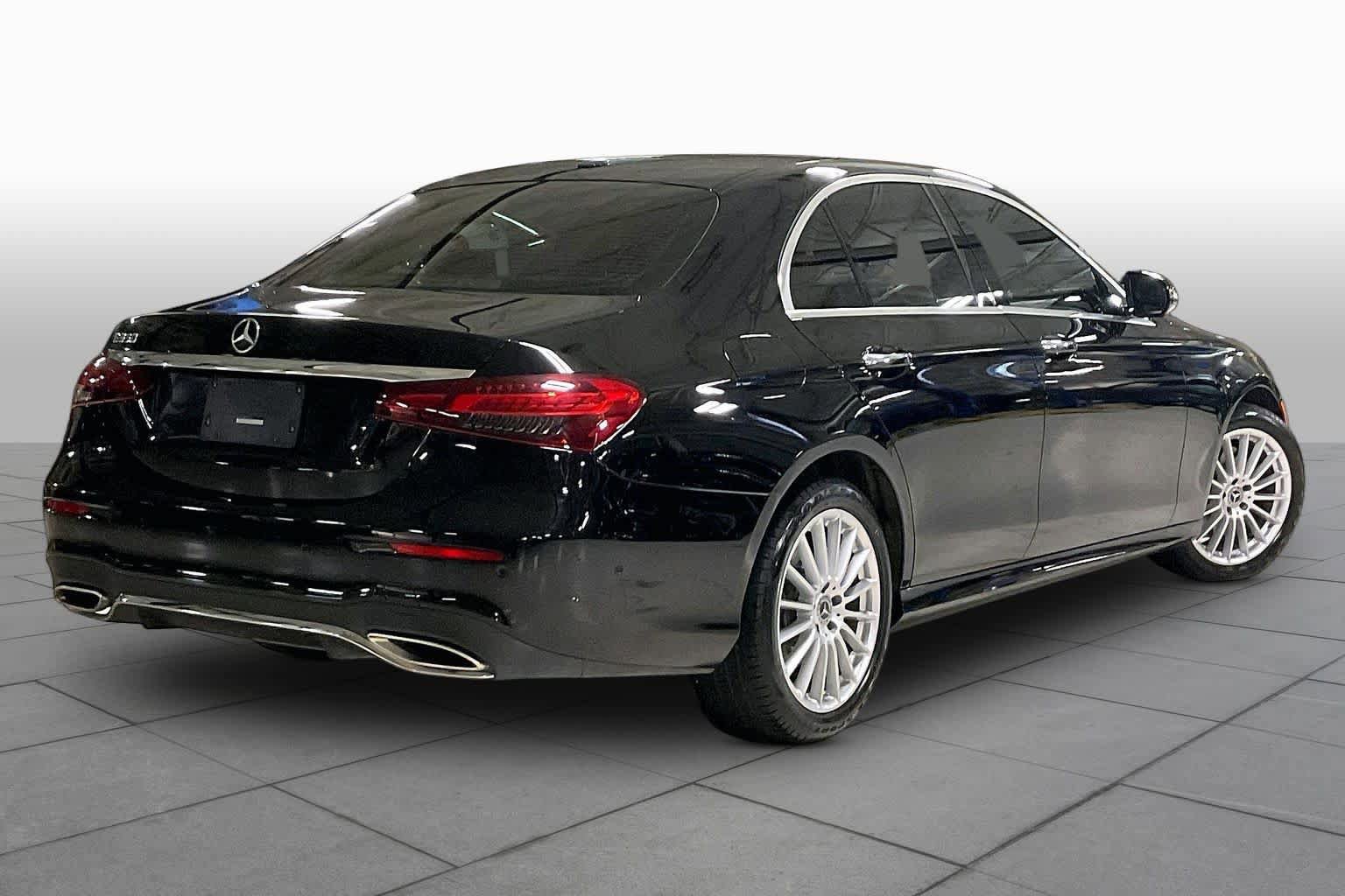 Used 2023 Mercedes-Benz E 350 Sedan image 11