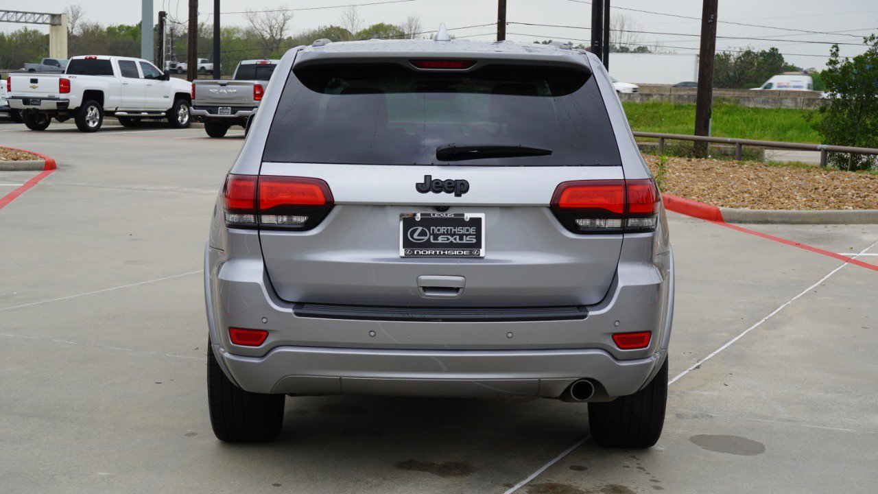 Used 2019 Jeep Grand Cherokee Altitude image 7
