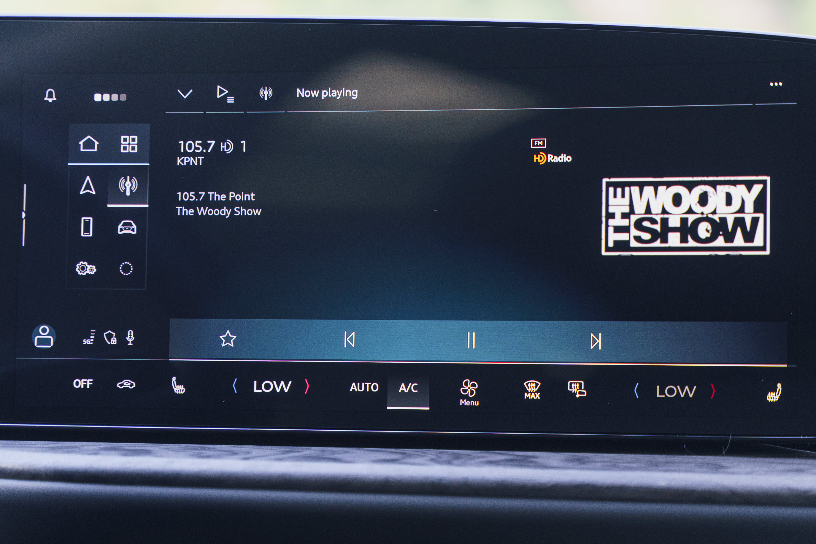 Certified 2025 Audi Q5 Premium AWD/4WD image 11