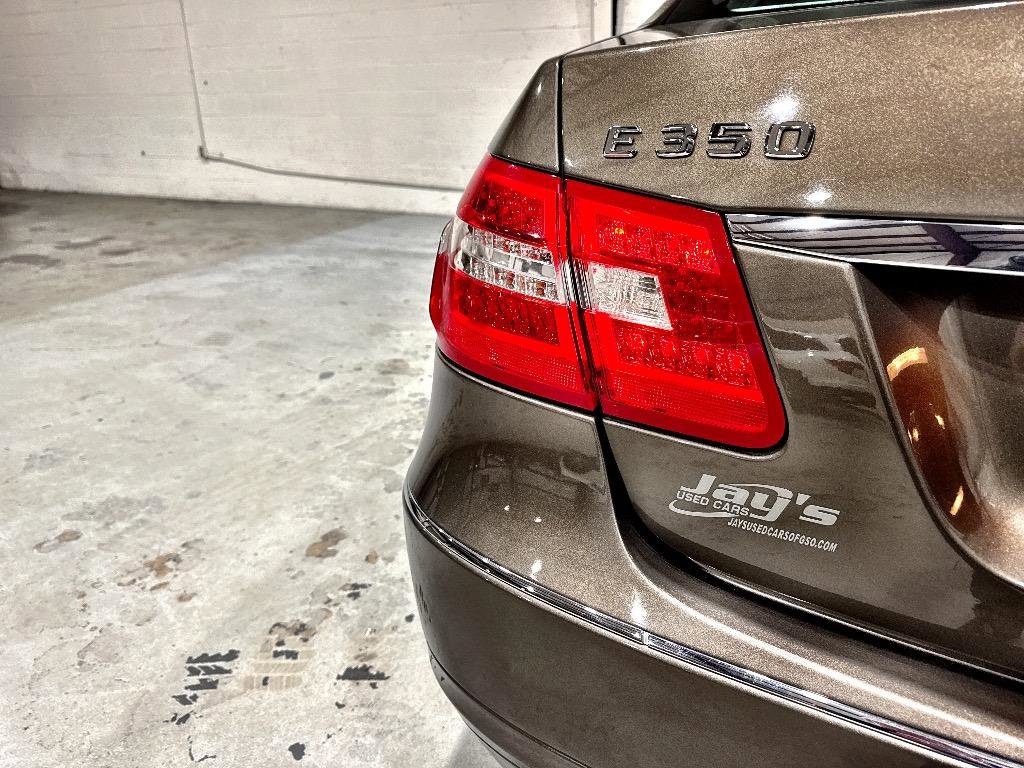 Used 2011 Mercedes-Benz E 350 Sedan image 65