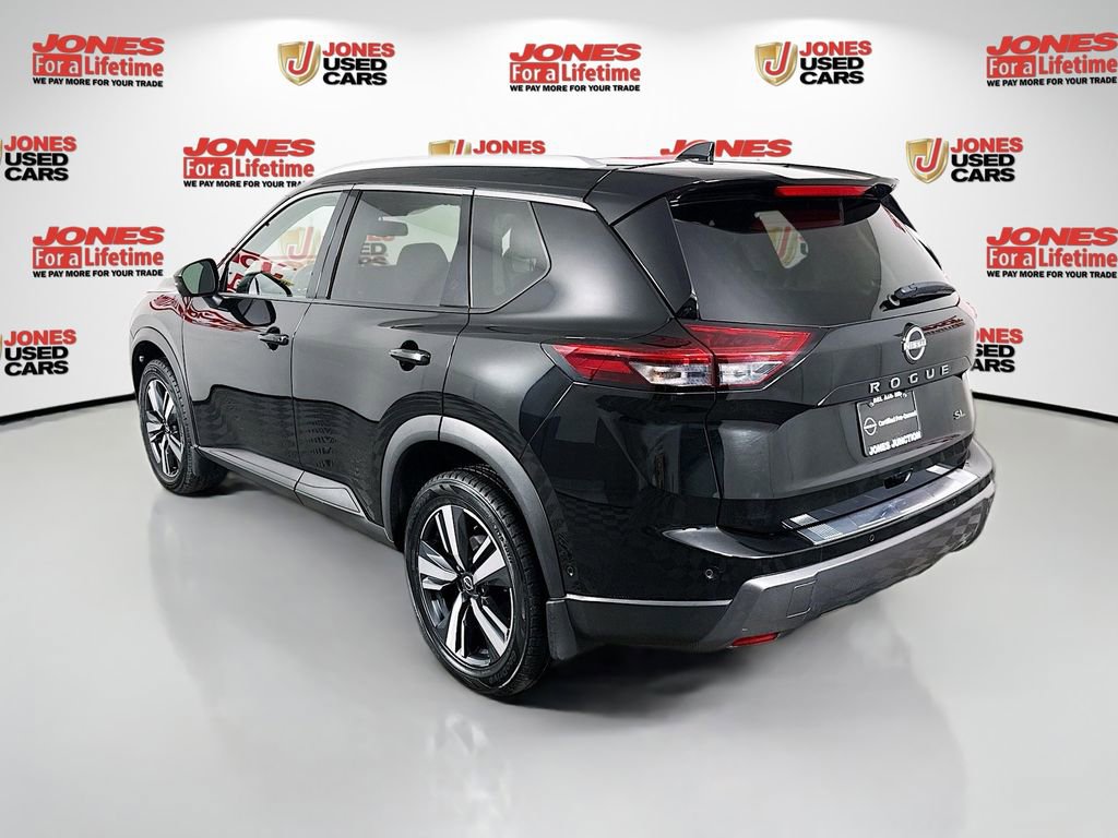 Certified 2024 Nissan Rogue SL image 2