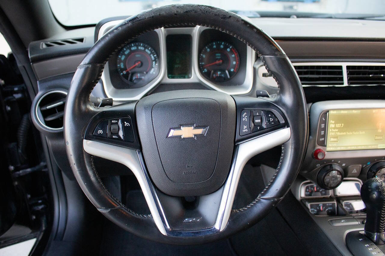 Used 2013 Chevrolet Camaro SS w/ RS Package RWD image 9
