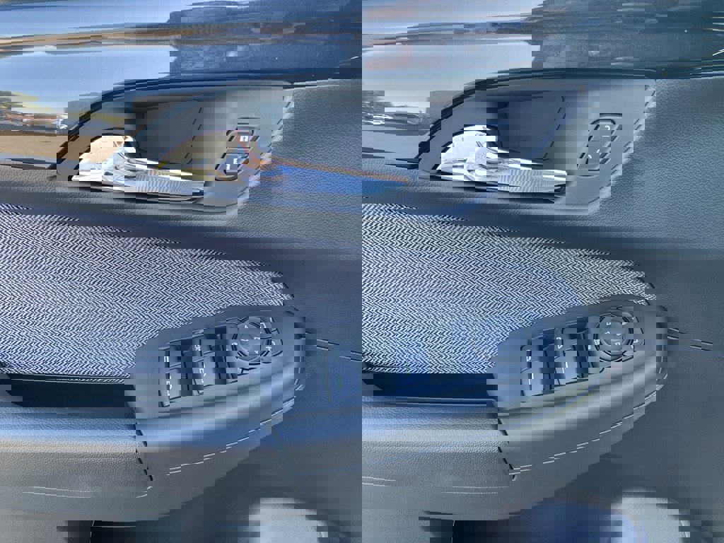 Used 2026 Chevrolet TrailBlazer LS w/ LS Convenience Package image 25