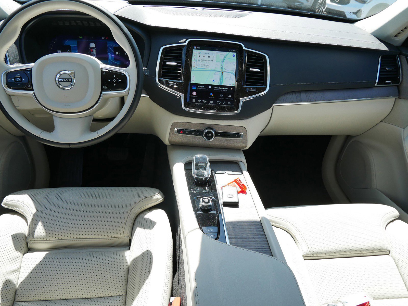 Certified 2023 Volvo XC90 B6 Ultimate AWD/4WD image 12