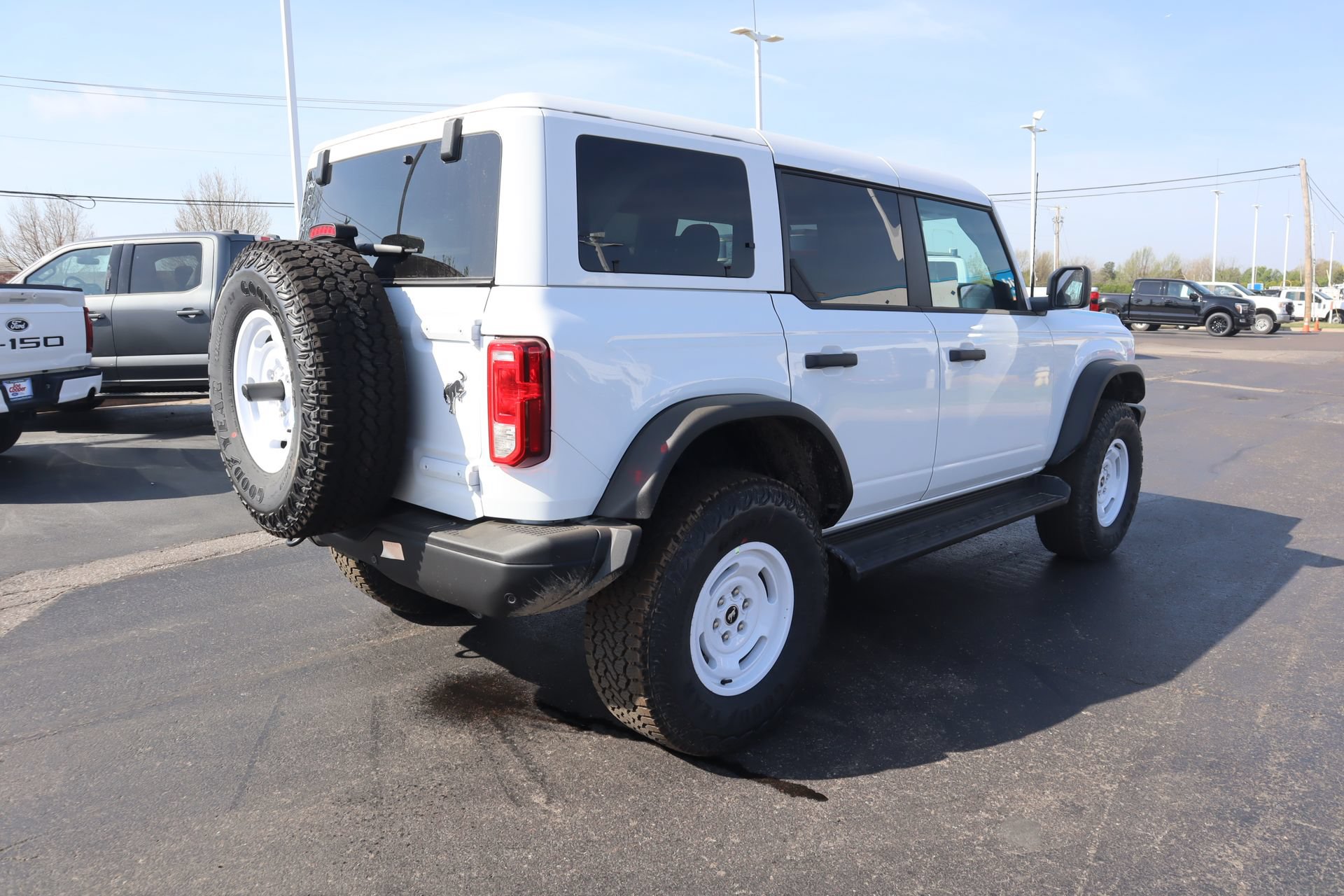 New 2026 Ford Bronco Heritage Edition AWD/4WD image 23