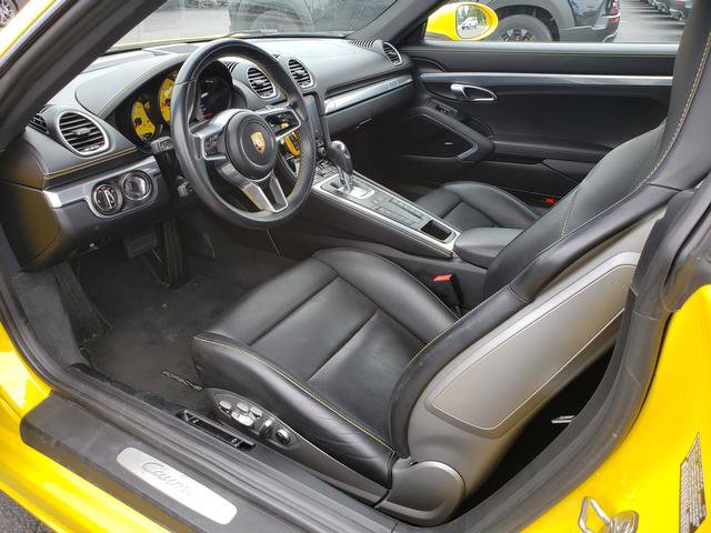 Used 2019 Porsche 718 Cayman RWD image 10