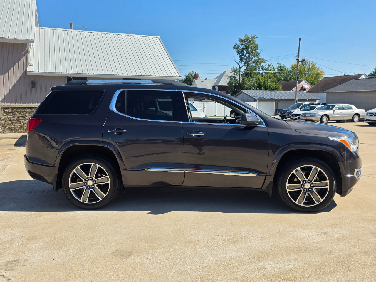 Used 2019 GMC Acadia Denali image 27