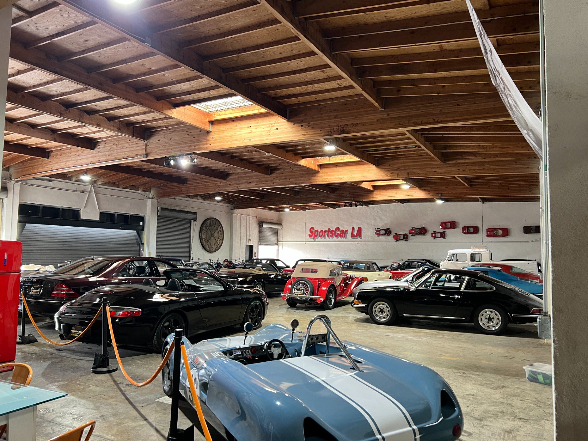 Used 1987 Mercedes-Benz 560 SL image 10