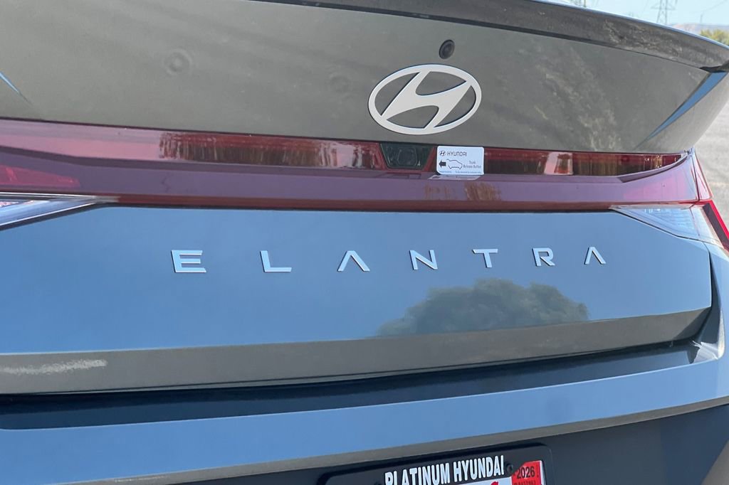 Used 2025 Hyundai Elantra Sport FWD image 23