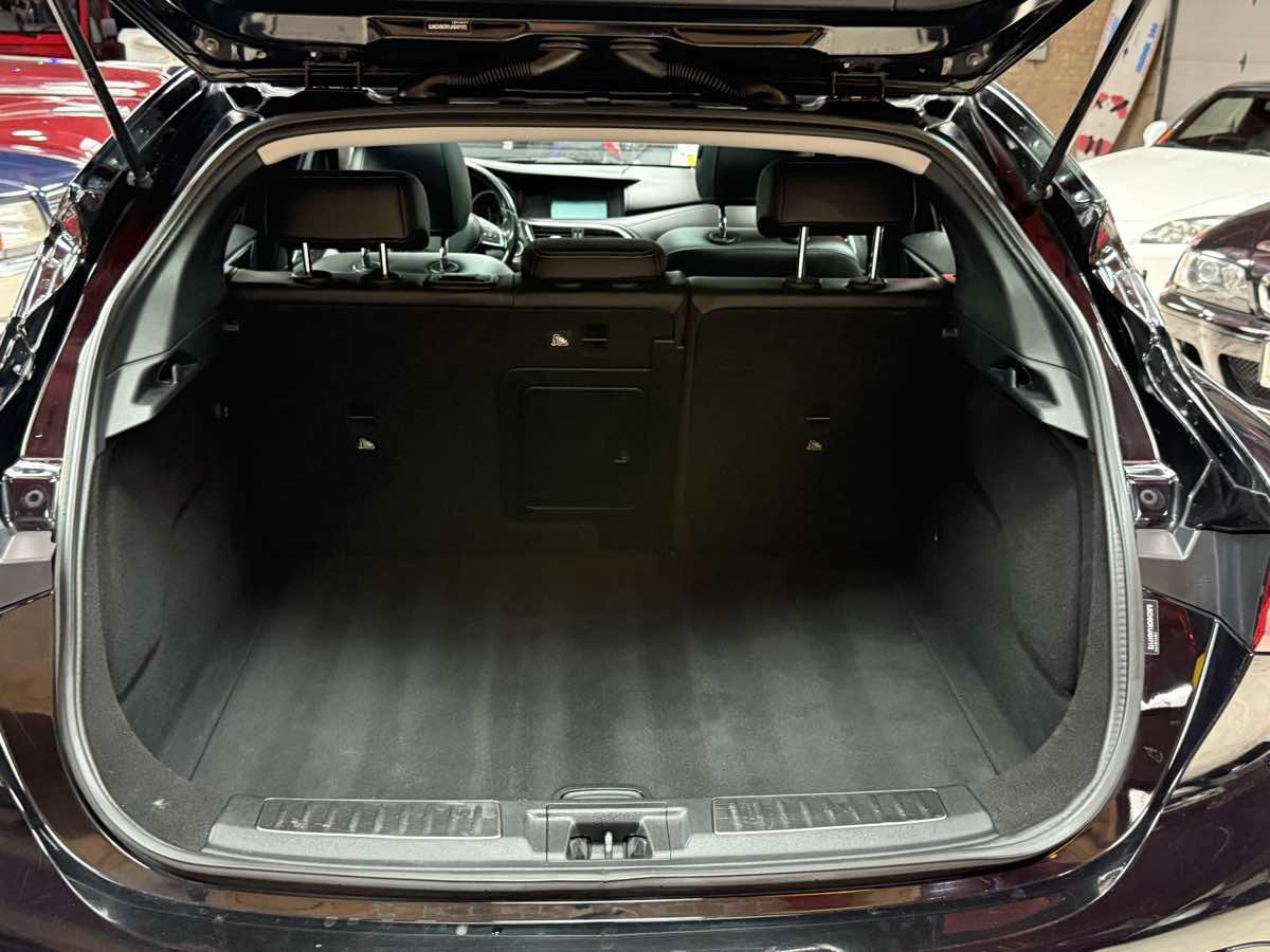 Used 2018 INFINITI QX30 Premium w/ Navigation Package AWD/4WD image 40