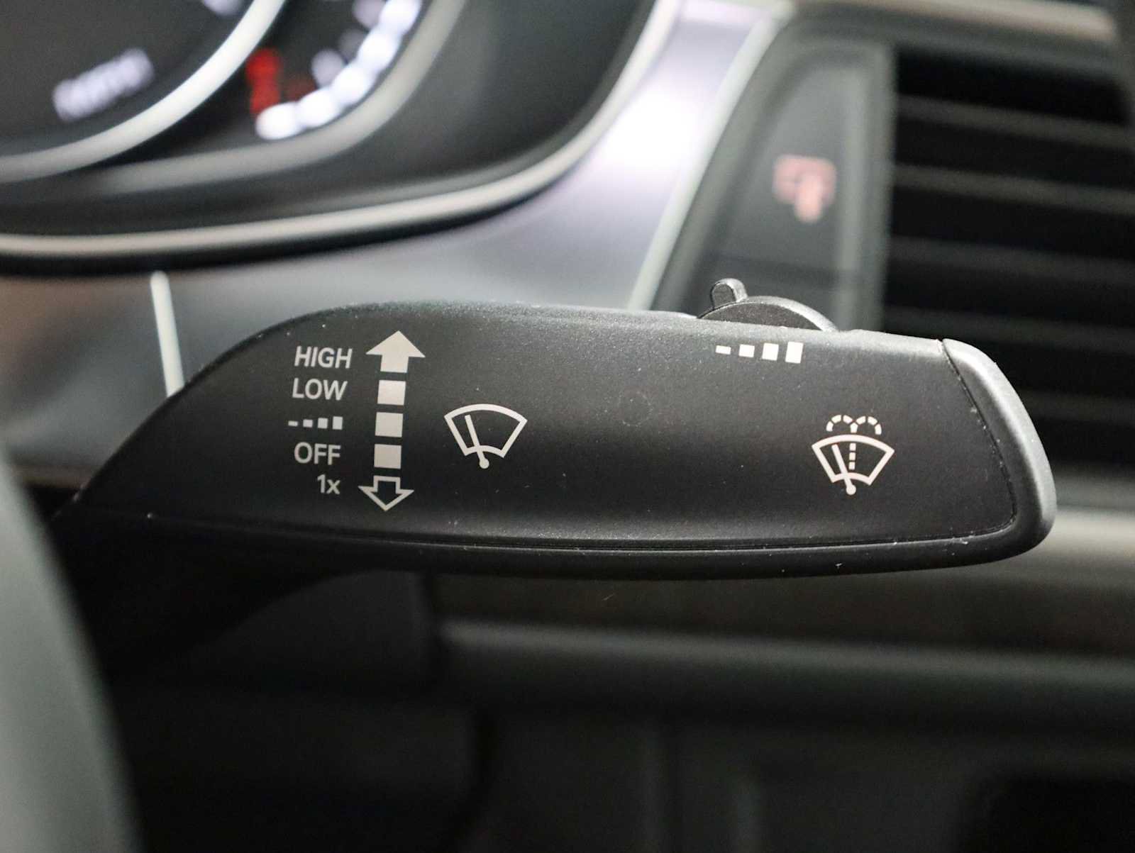 Used 2018 Audi A6 2.0T Premium Plus FWD image 28