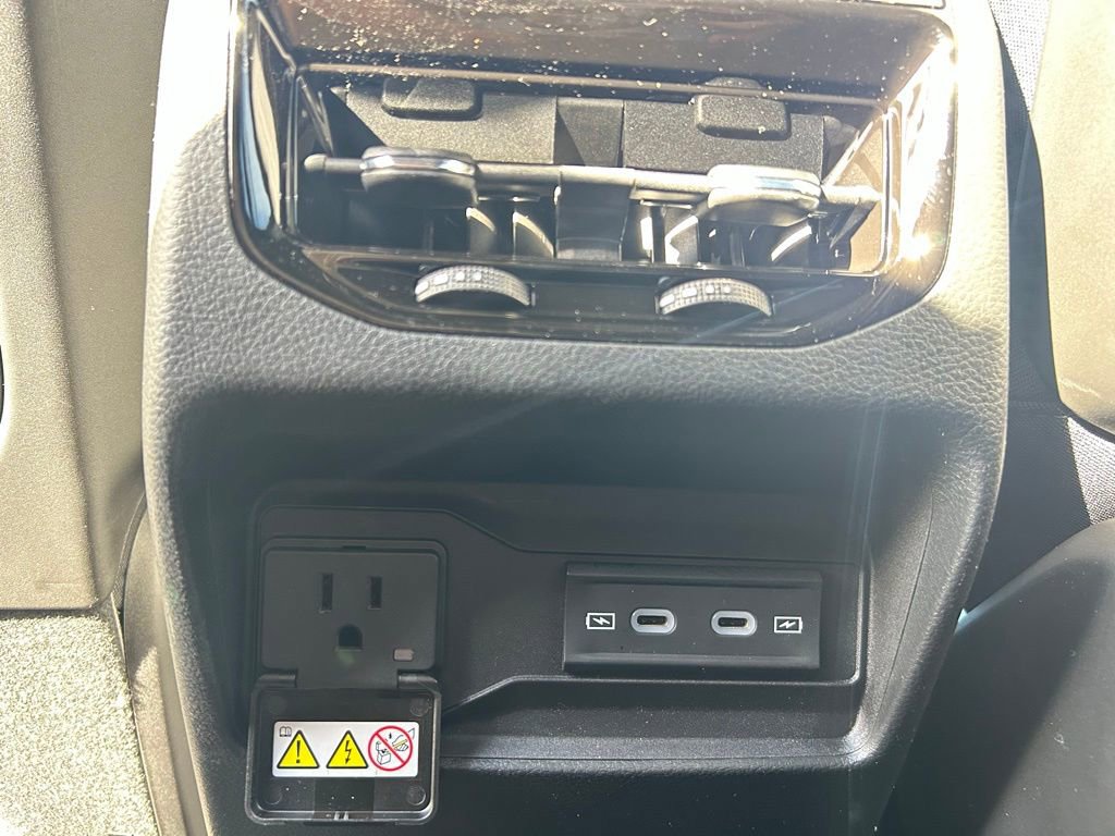 New 2026 Jeep Grand Cherokee Altitude AWD/4WD image 29