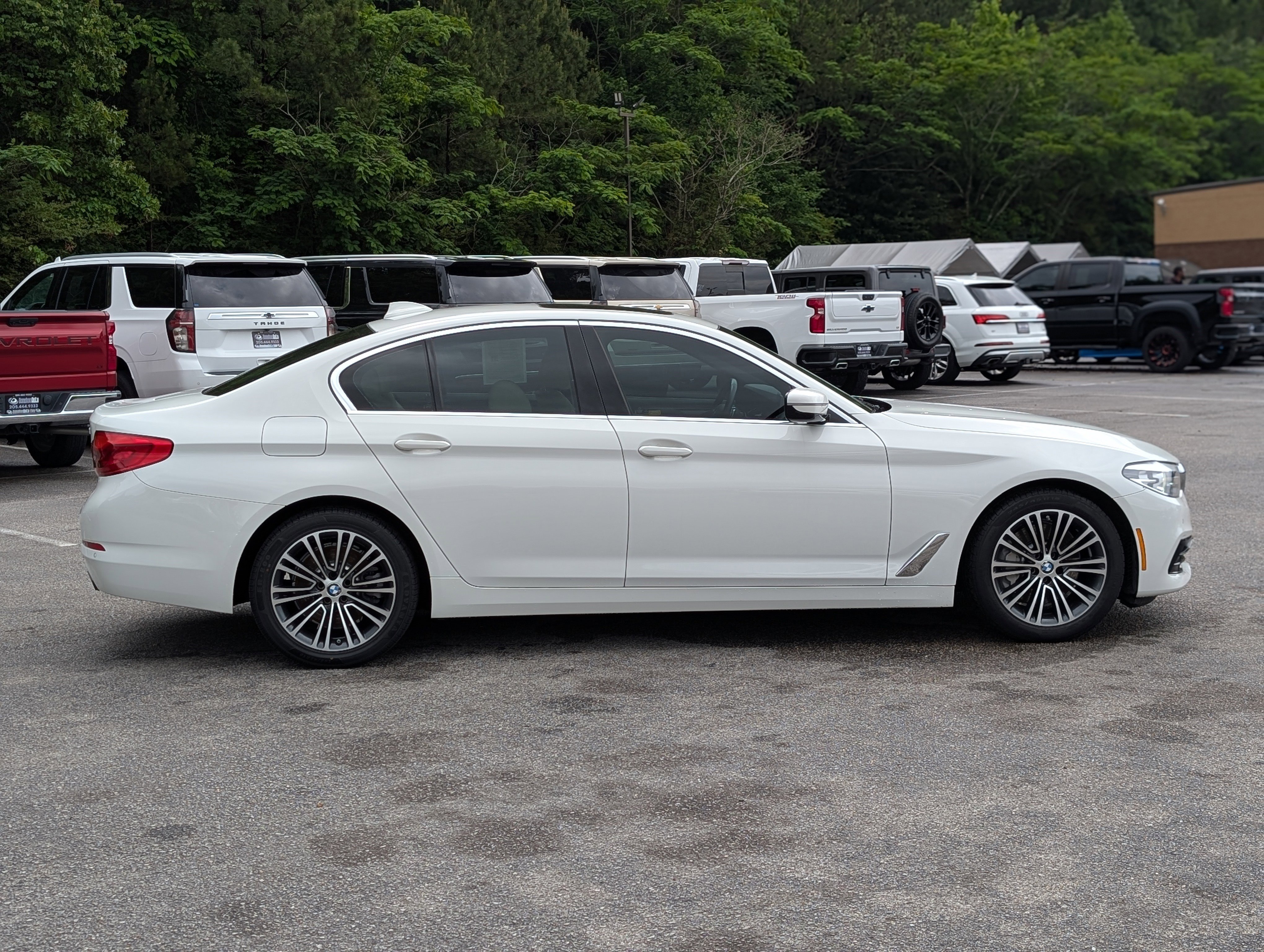 Used 2019 BMW 530i w/ Convenience Package RWD image 10