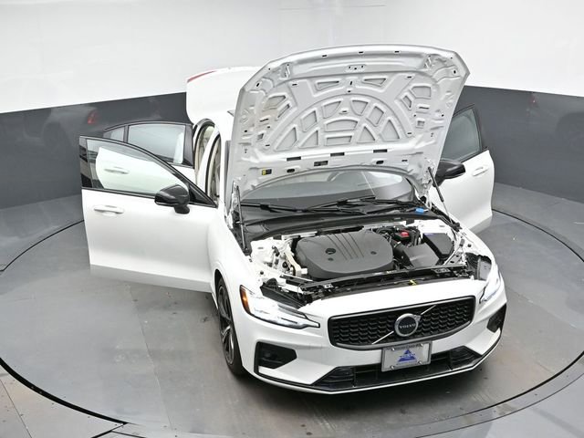 Used 2024 Volvo S60 B5 Ultimate image 48