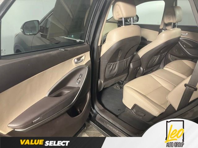 Used 2017 Hyundai Santa Fe FWD image 19