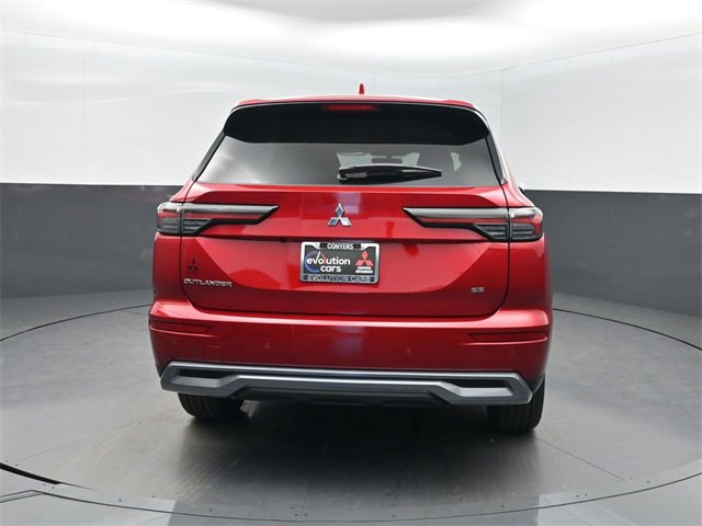 New 2025 Mitsubishi Outlander SE image 31