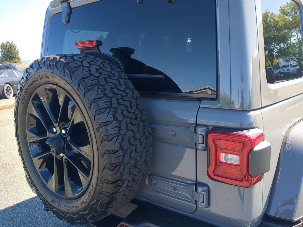 Used 2021 Jeep Wrangler Unlimited Sahara image 23