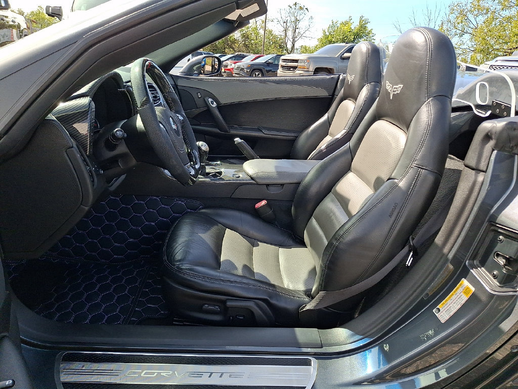 Used 2010 Chevrolet Corvette Grand Sport w/ Preferred Equipment Group RWD image 15
