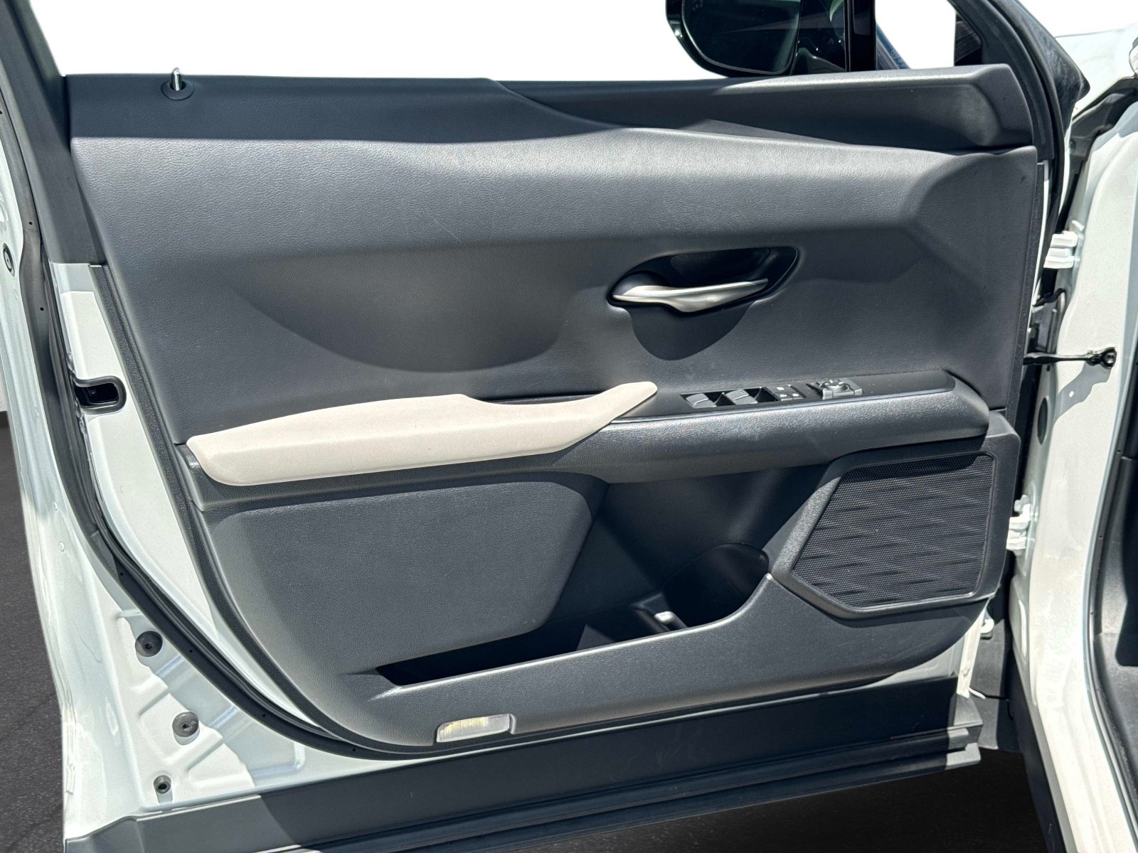 Certified 2020 Lexus UX 250h w/ Premium Package AWD/4WD image 19