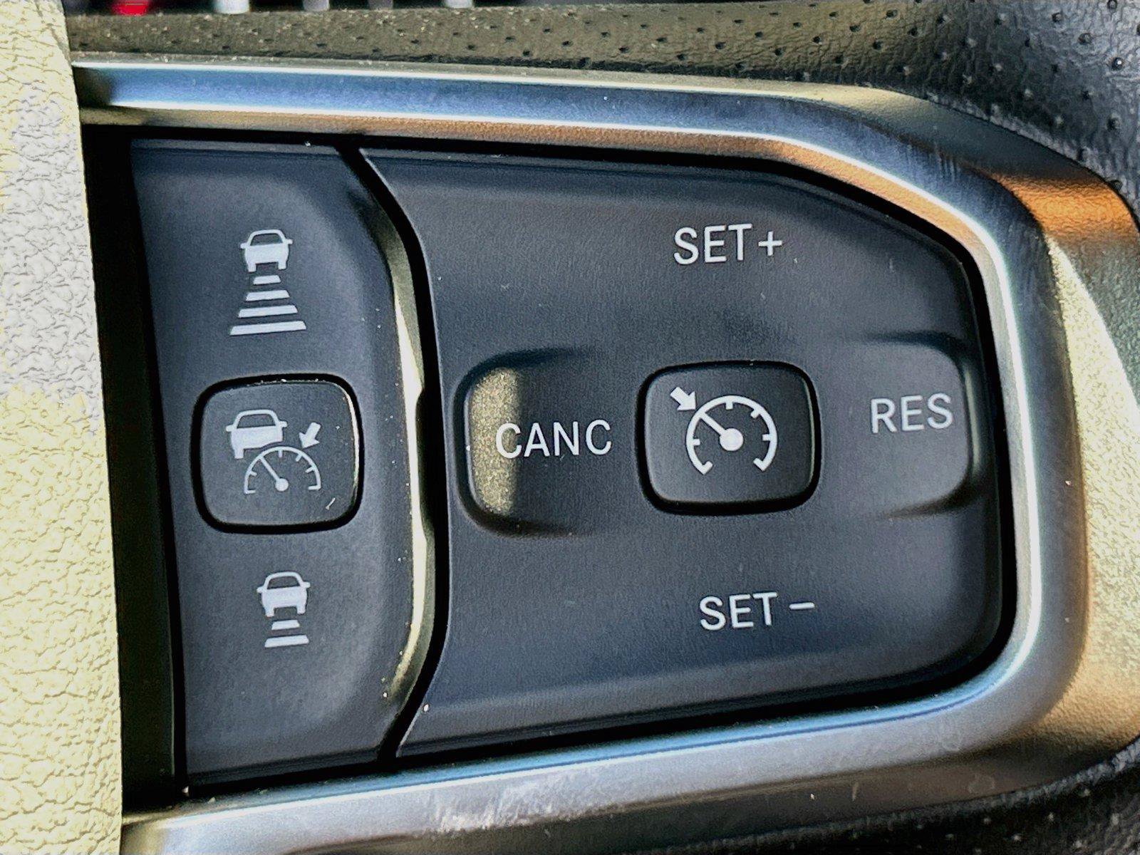 New 2026 RAM 1500 Express AWD/4WD image 36