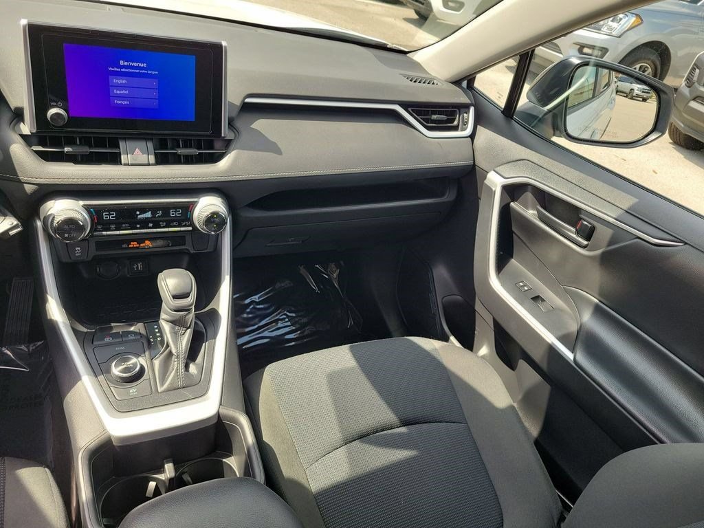 Certified 2024 Toyota RAV4 LE AWD/4WD image 28