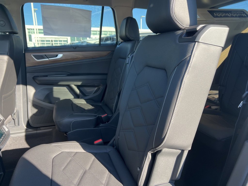 New 2026 Volkswagen Atlas SE image 17