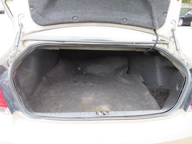 Used 2008 Chevrolet Impala LT FWD image 9
