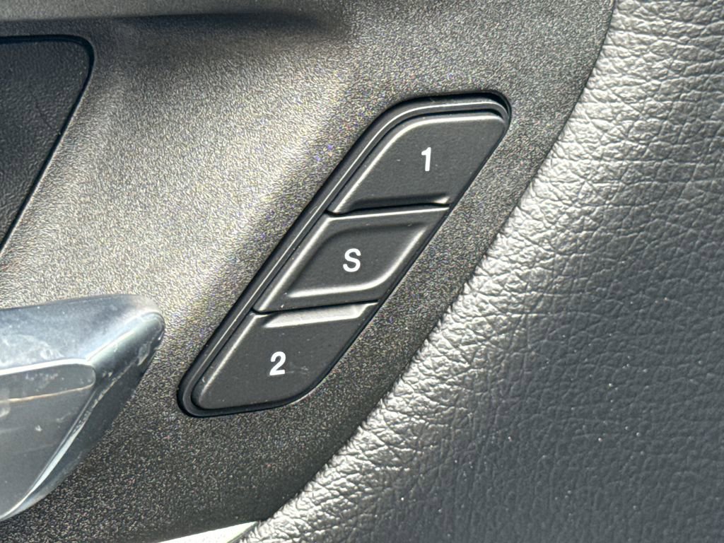 Used 2025 RAM 1500 Laramie image 22