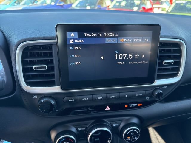 Certified 2023 Hyundai Venue SEL image 7