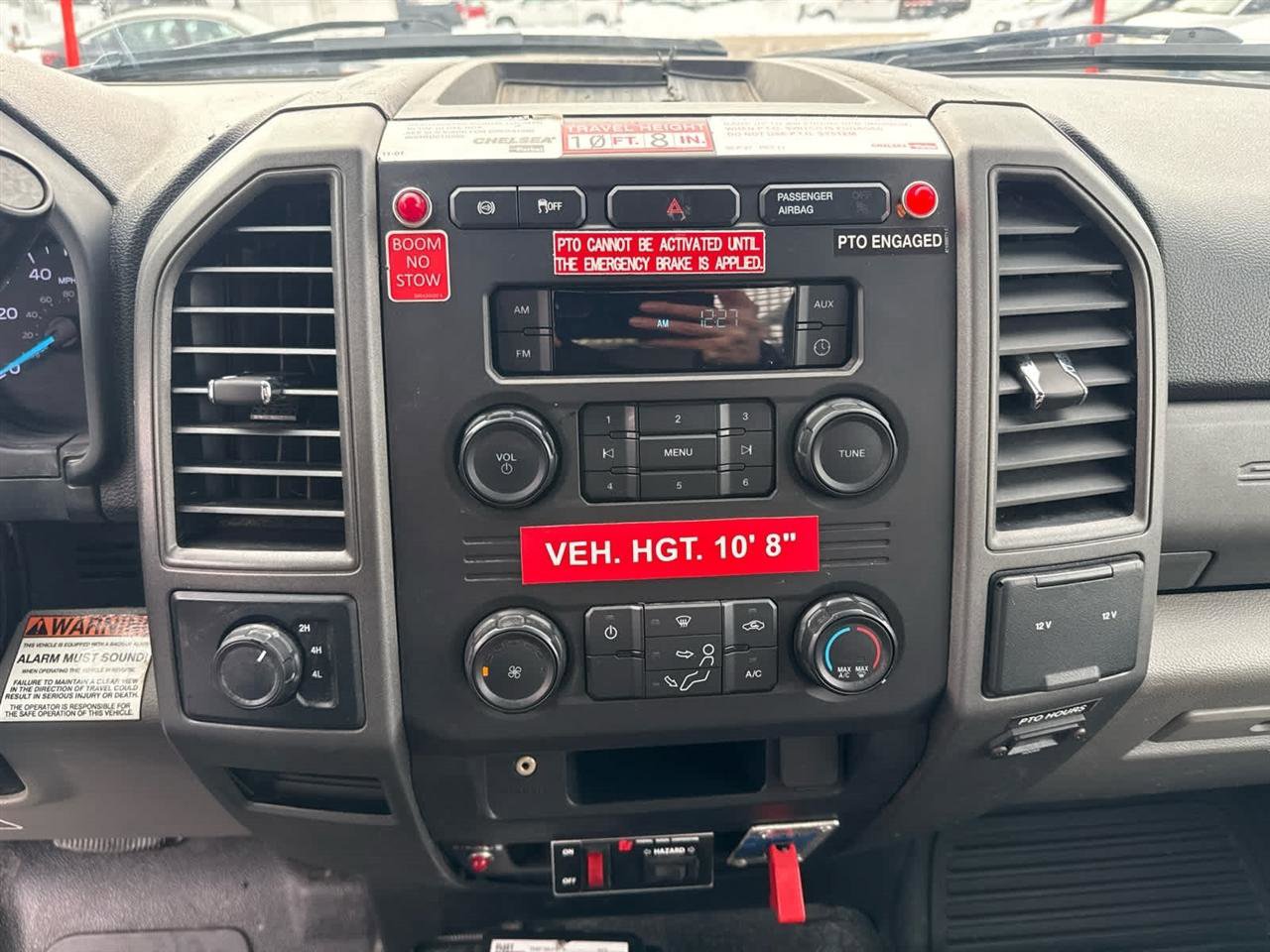 Used 2019 Ford F550 4x4 Regular Cab Super Duty image 14