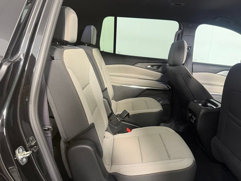 Used 2026 Chevrolet Traverse LT w/ Driver Confidence Package FWD image 19
