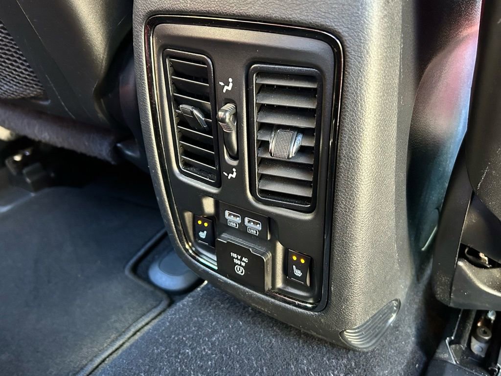 Certified 2020 Dodge Durango R/T w/ Blacktop Package RWD image 39
