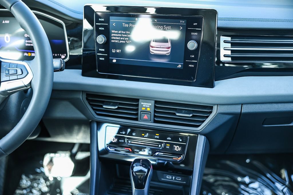 New 2026 Volkswagen Jetta SE image 22