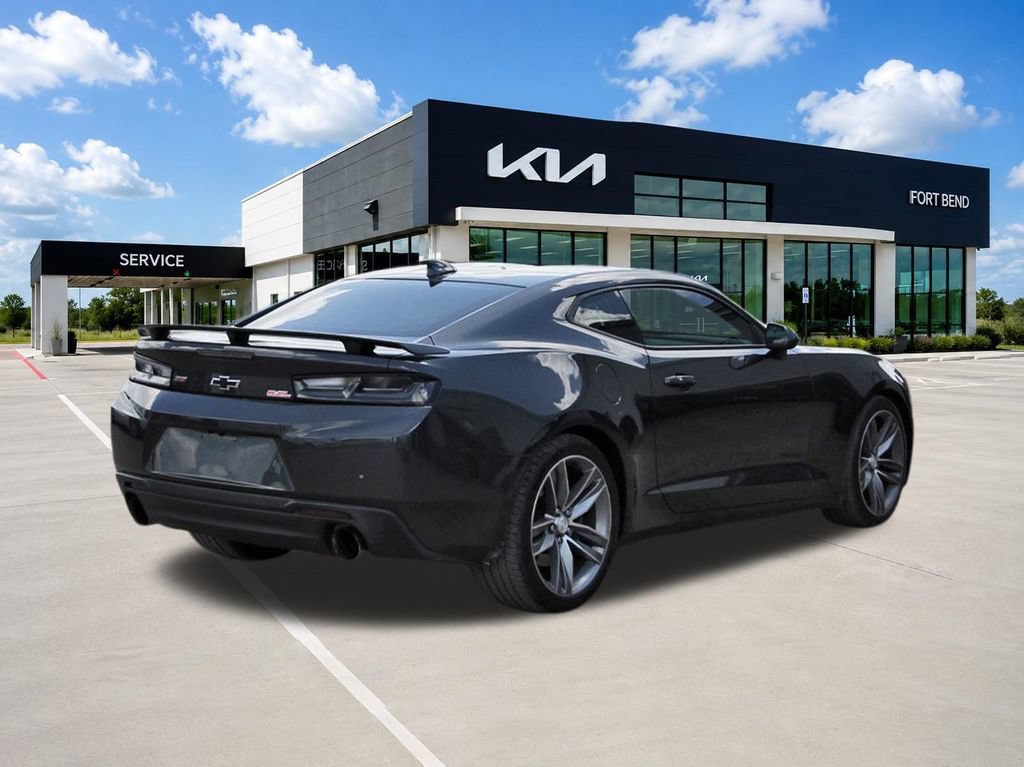 Used 2016 Chevrolet Camaro SS RWD image 5