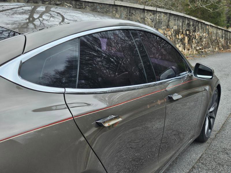 Used 2016 Tesla Model S 90D image 17